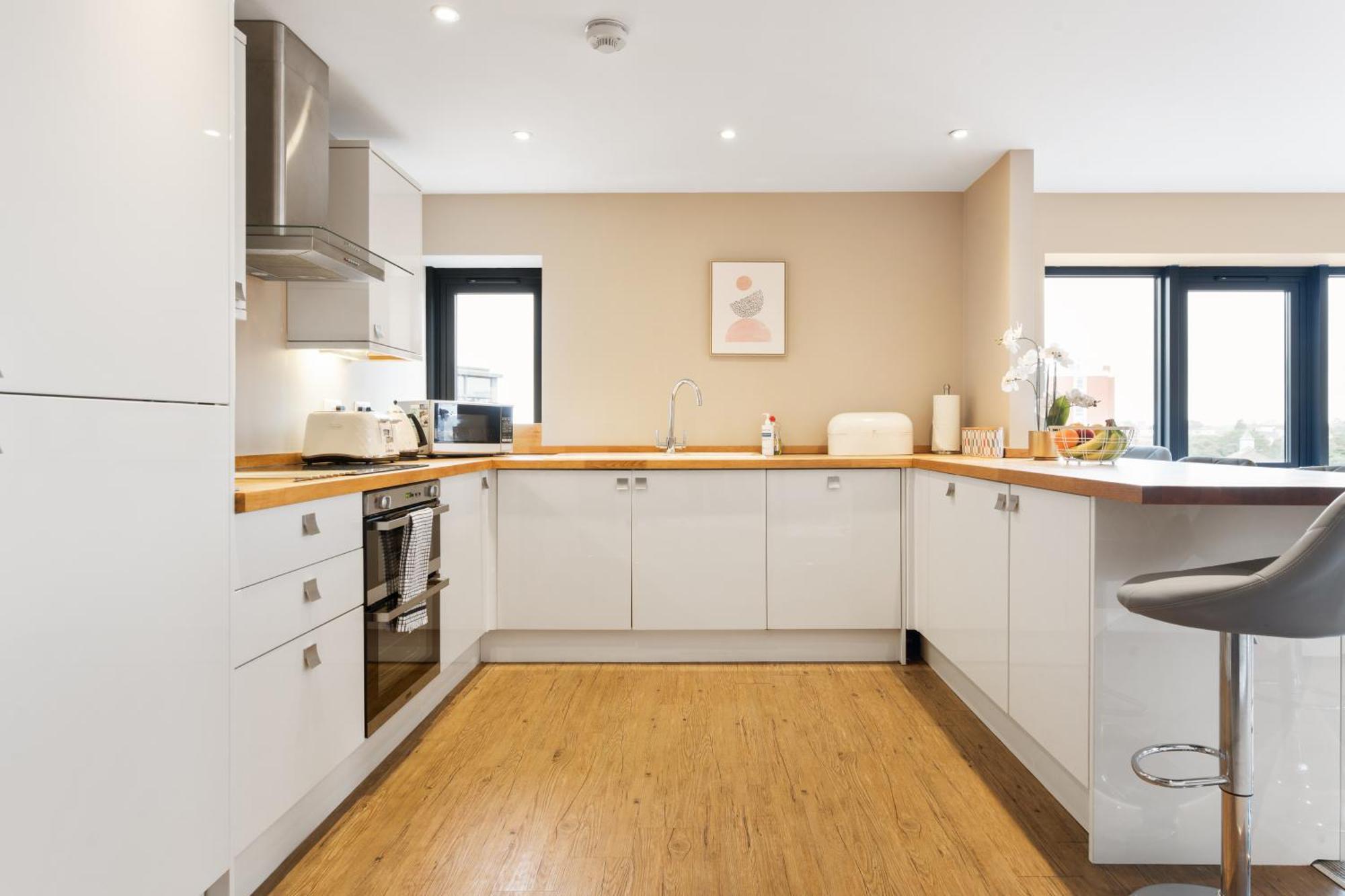 Westcliff Penthouse With Sea Views And Balcony Lejlighed Bournemouth Eksteriør billede